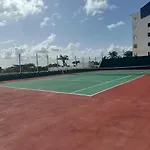 Oleo Yalmakan Cancun