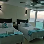 Oleo Yalmakan Cancun